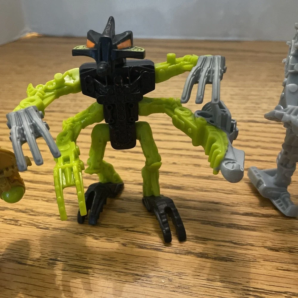 2007-2008 McDonald's Lego‎ Bionicle Toy Figures Lot of 4